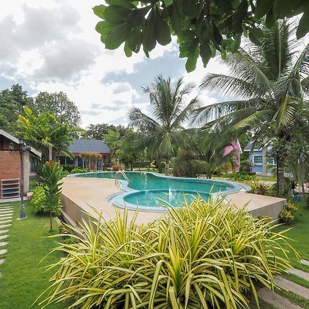 Oyo 75339 Full Frame Resort Канчанабури Экстерьер фото