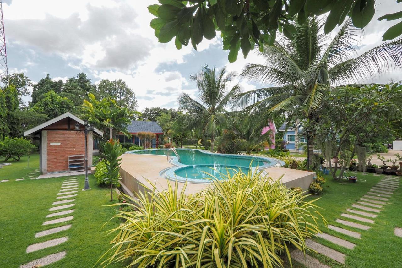 Oyo 75339 Full Frame Resort Канчанабури Экстерьер фото